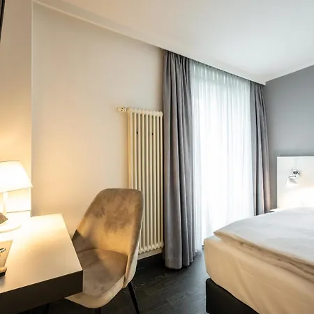 Kassel Ost 3*