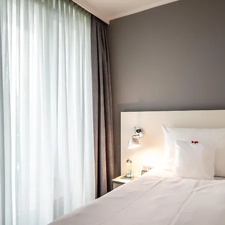 汽车旅馆 Kassel Ost 3*